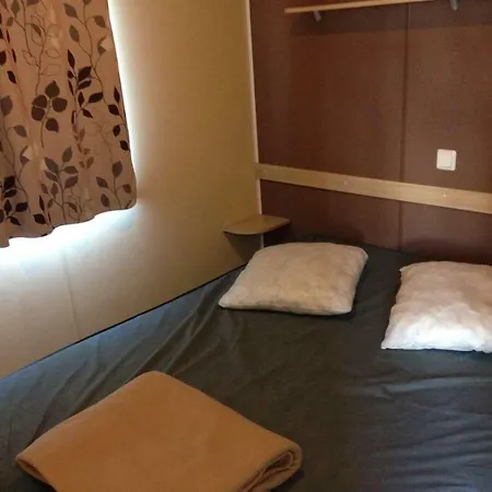 Mobil-home Pour 6 Pers Avec Terrasse & Piscine - Camping 4* Vic-la-Gardiole
